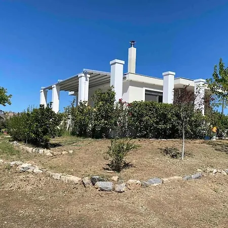 Tatil Evi μονοκατοικία με θέα στη θάλασσα και κήπο Chalkís